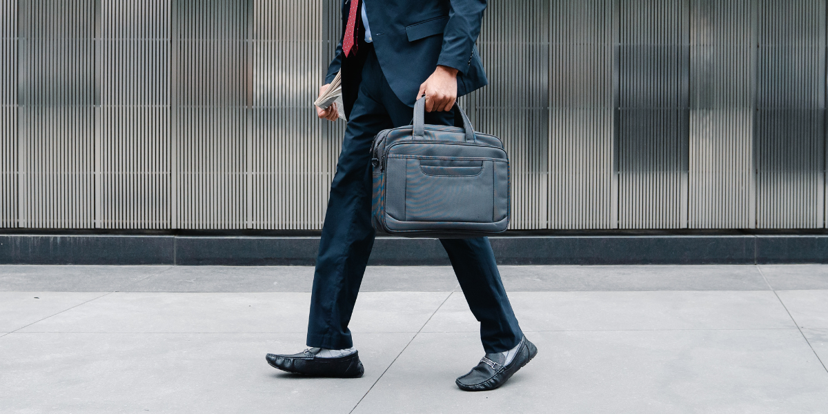 転職活動を歩く